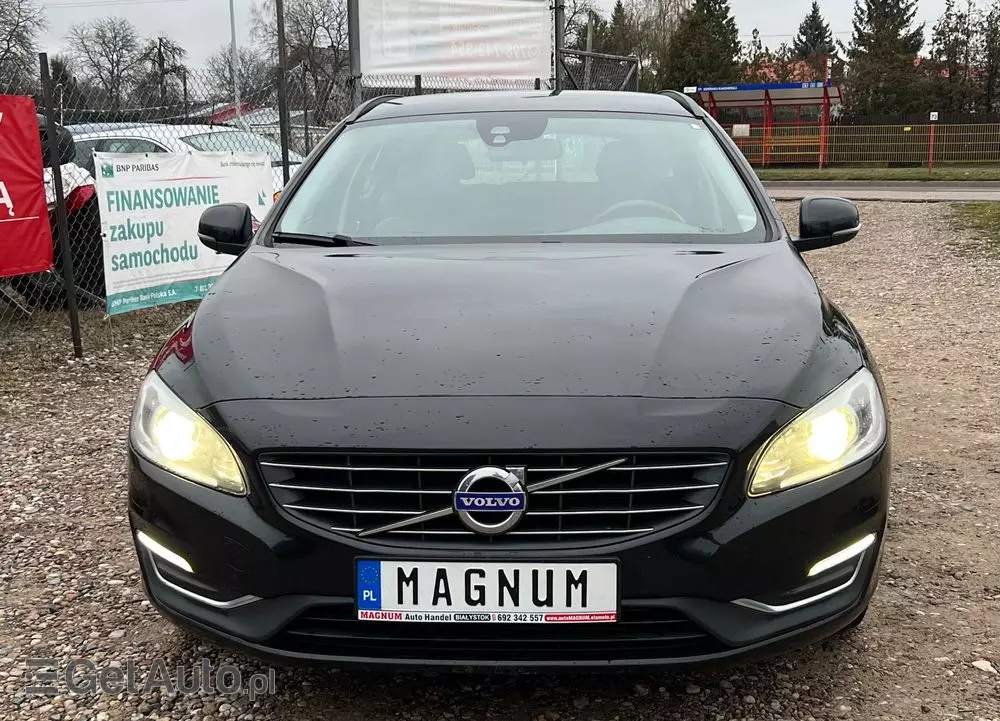 VOLVO V60 D4 Drive-E Momentum