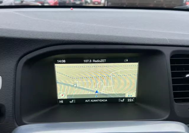 VOLVO V60 D4 Drive-E Momentum