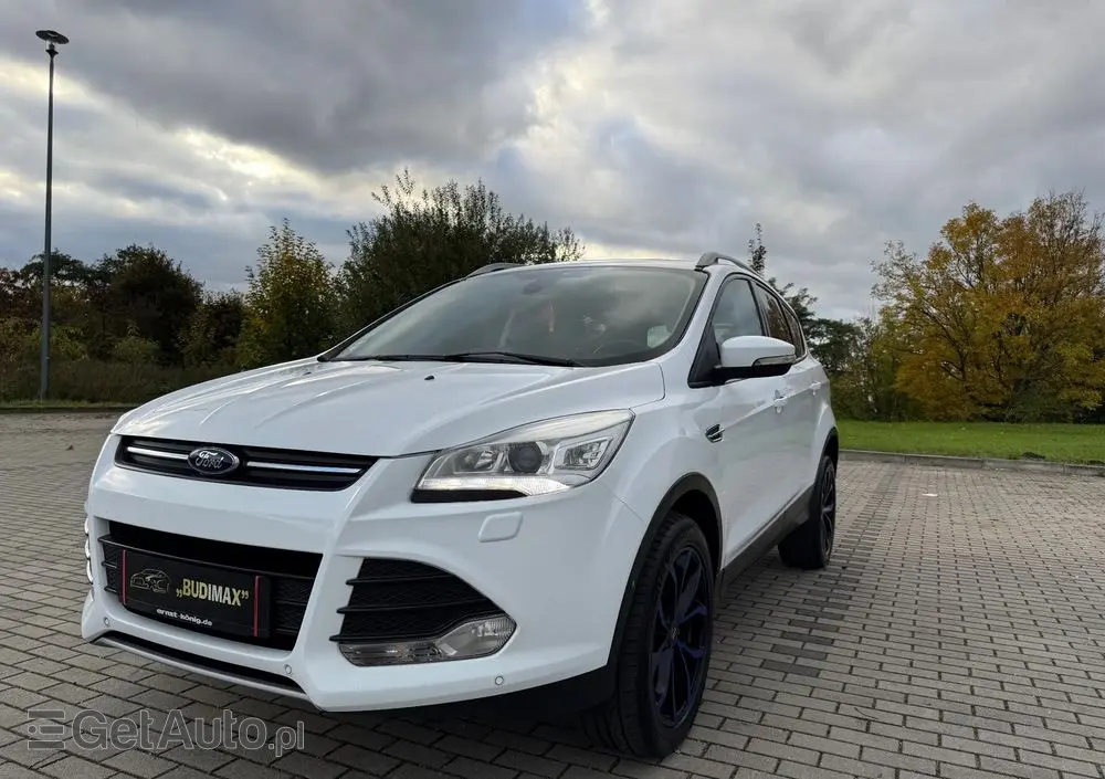 FORD Kuga 1.6 EcoBoost 2x4 Titanium