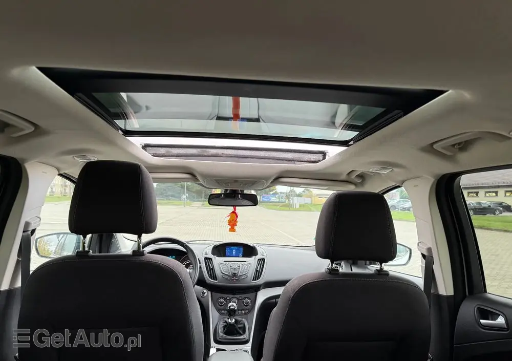 FORD Kuga 1.6 EcoBoost 2x4 Titanium