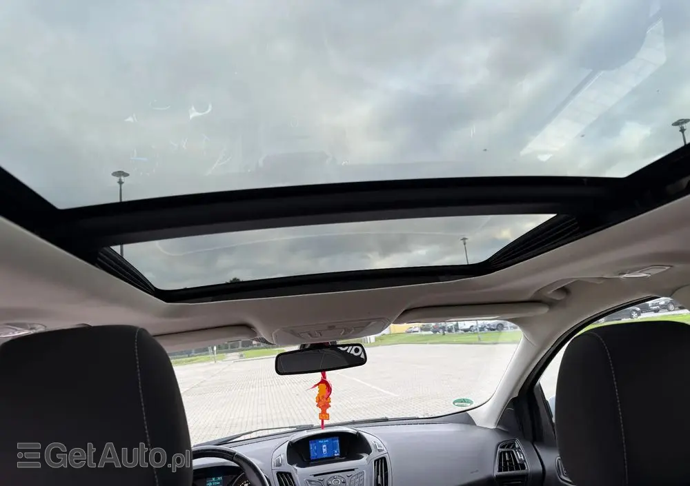 FORD Kuga 1.6 EcoBoost 2x4 Titanium