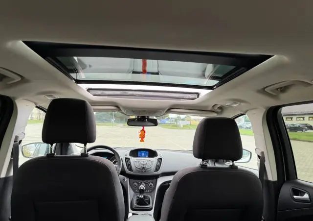 FORD Kuga 1.6 EcoBoost 2x4 Titanium