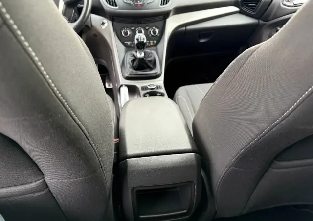 FORD Kuga 1.6 EcoBoost 2x4 Titanium