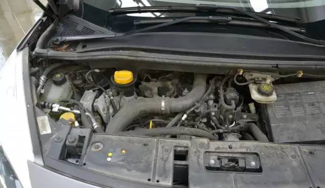 RENAULT Grand Scenic 