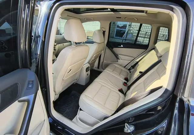 VOLKSWAGEN Tiguan 2.0 TDI DPF 4Motion BlueMotion Technology Exclusive