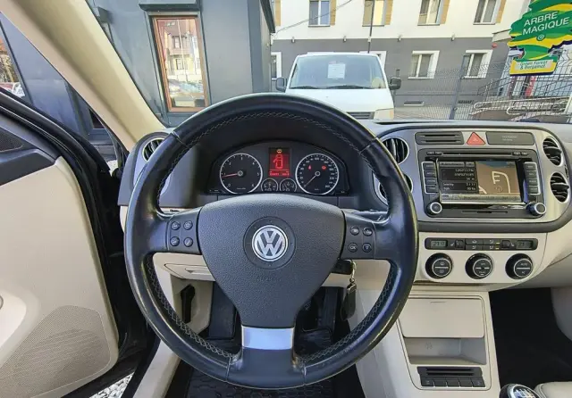 VOLKSWAGEN Tiguan 2.0 TDI DPF 4Motion BlueMotion Technology Exclusive