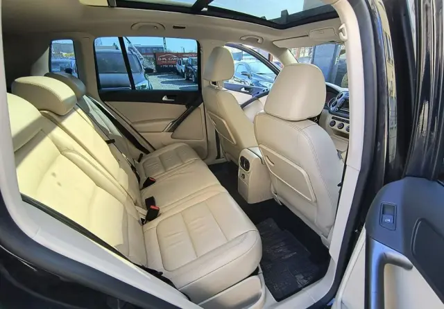 VOLKSWAGEN Tiguan 2.0 TDI DPF 4Motion BlueMotion Technology Exclusive