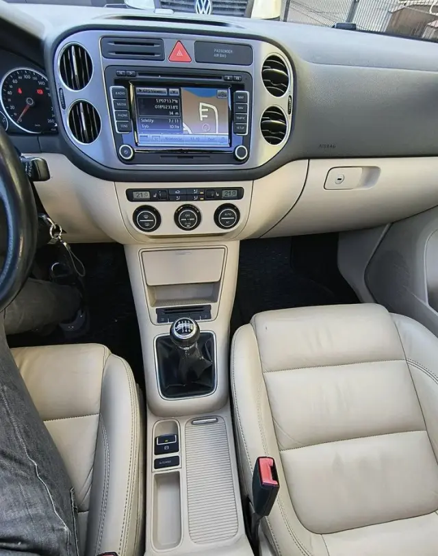 VOLKSWAGEN Tiguan 2.0 TDI DPF 4Motion BlueMotion Technology Exclusive