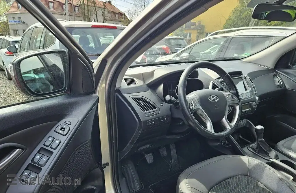 HYUNDAI Ix35 