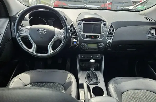 HYUNDAI Ix35 