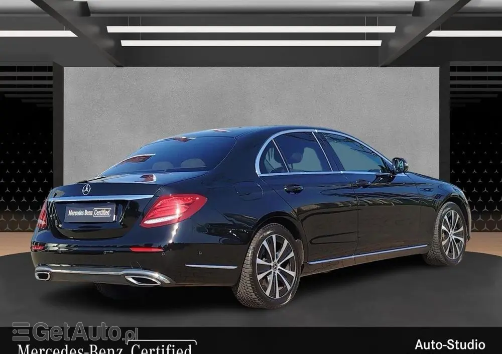 MERCEDES-BENZ Klasa E 