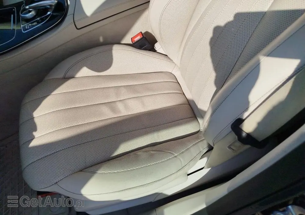 MERCEDES-BENZ Klasa E 