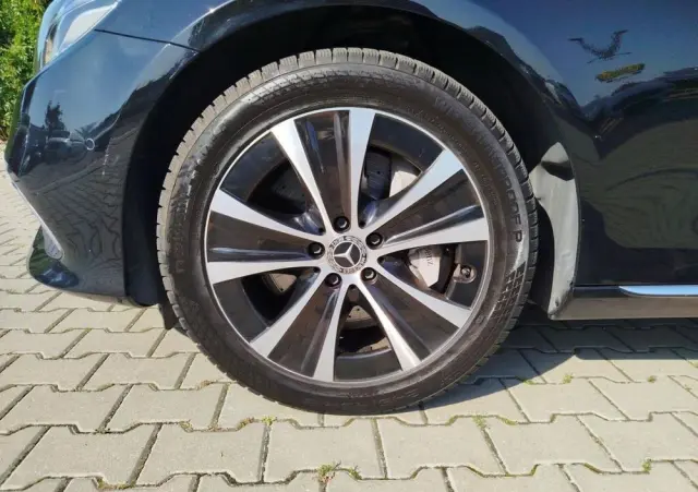 MERCEDES-BENZ Klasa E 