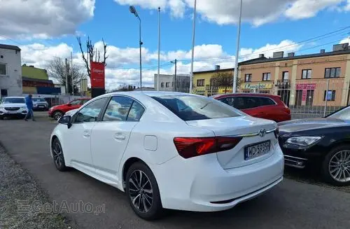TOYOTA Avensis 