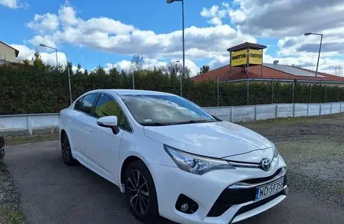 TOYOTA Avensis 