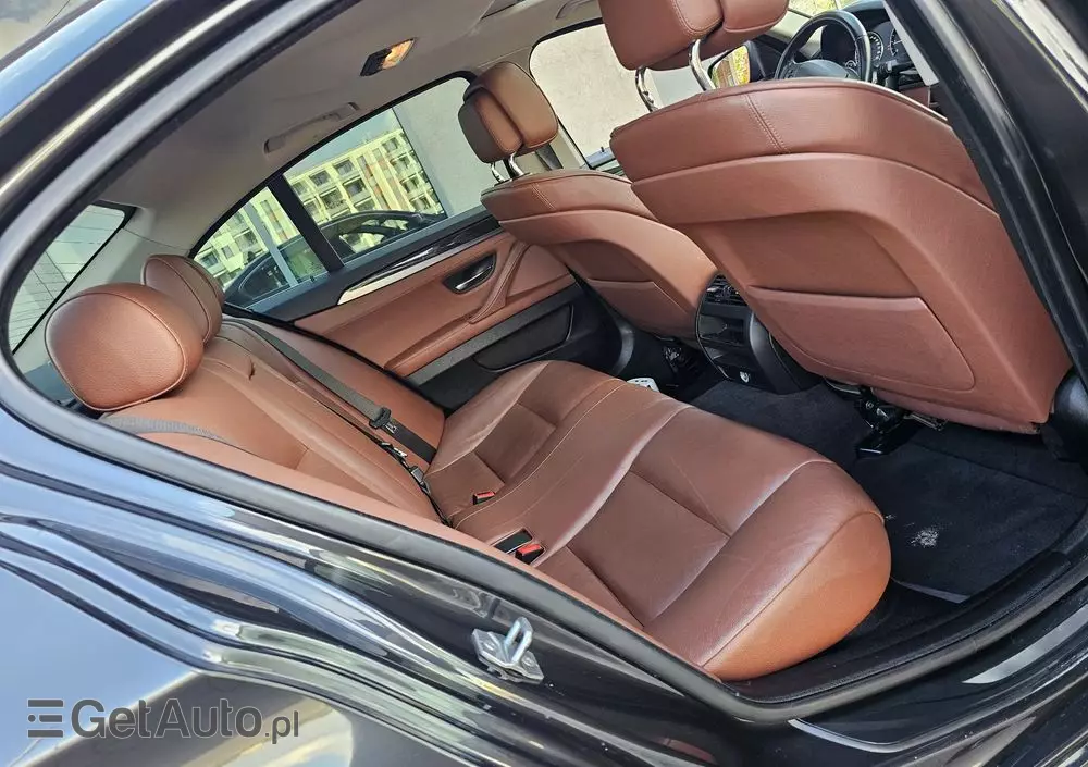 BMW Seria 5 520d Touring Blue Performance