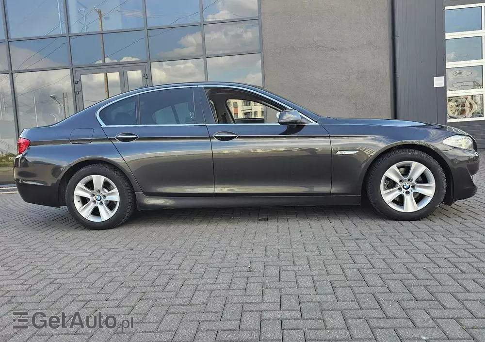 BMW Seria 5 520d Touring Blue Performance