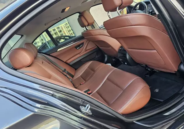 BMW Seria 5 520d Touring Blue Performance