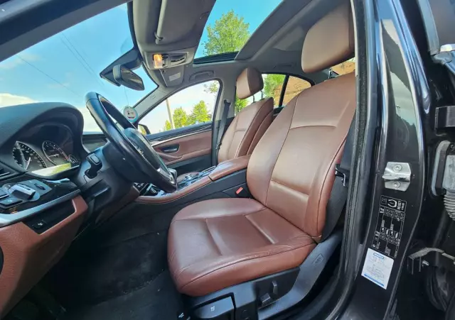 BMW Seria 5 520d Touring Blue Performance