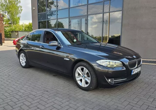 BMW Seria 5 520d Touring Blue Performance