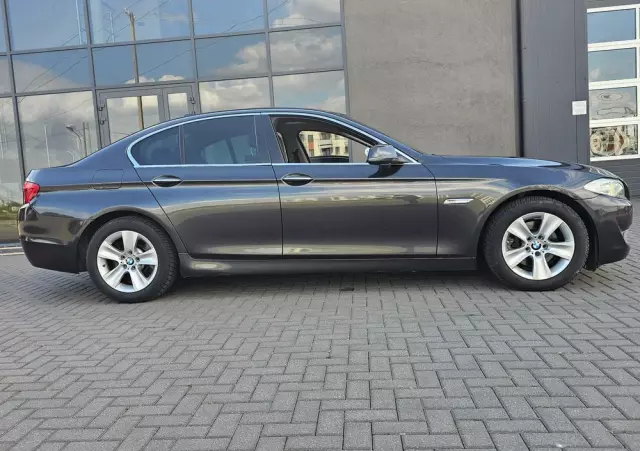 BMW Seria 5 520d Touring Blue Performance