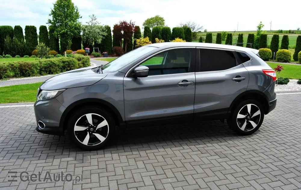 NISSAN Qashqai 1.2 DIG-T Acenta