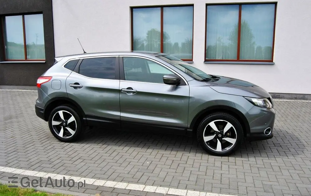 NISSAN Qashqai 1.2 DIG-T Acenta
