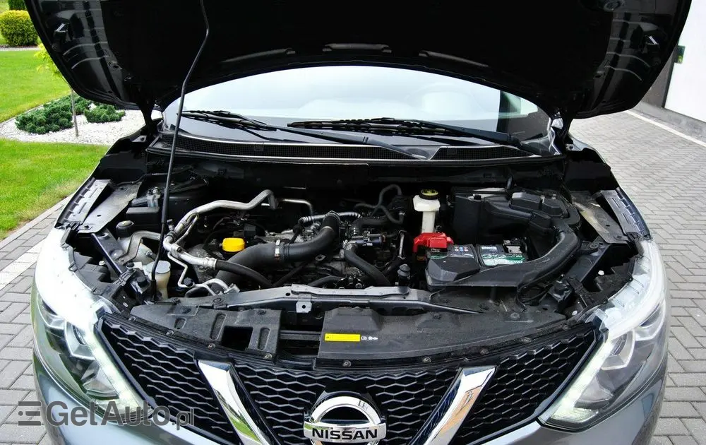 NISSAN Qashqai 1.2 DIG-T Acenta