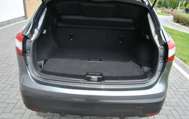 NISSAN Qashqai 1.2 DIG-T Acenta