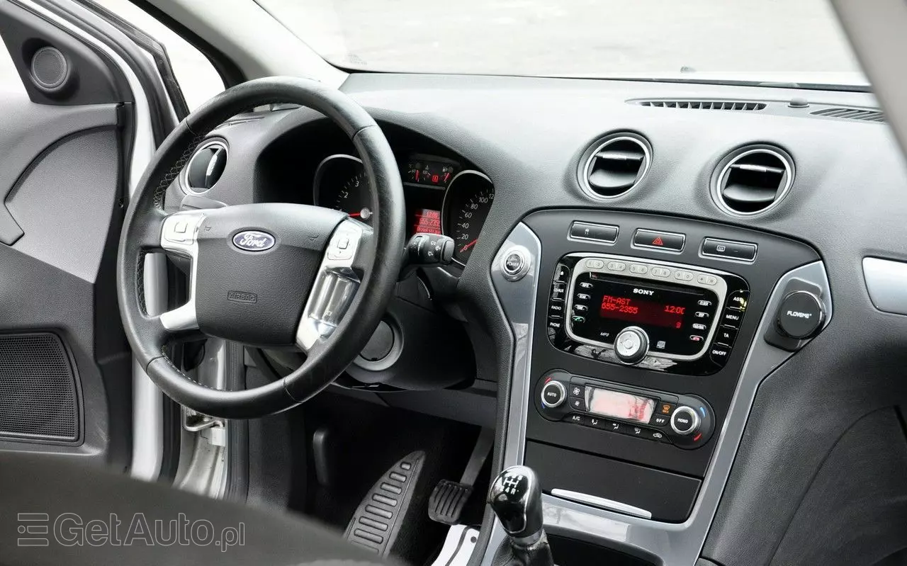 FORD Mondeo 2.0 FF Titanium