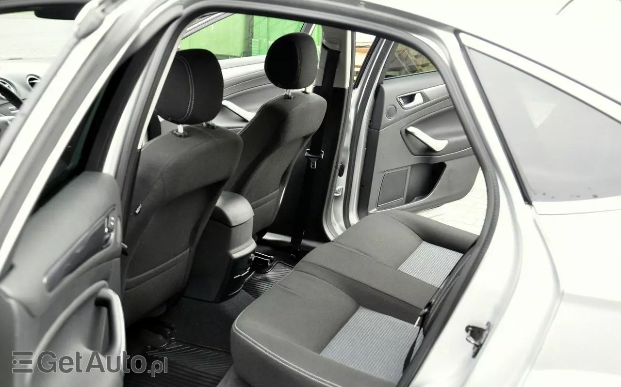 FORD Mondeo 2.0 FF Titanium