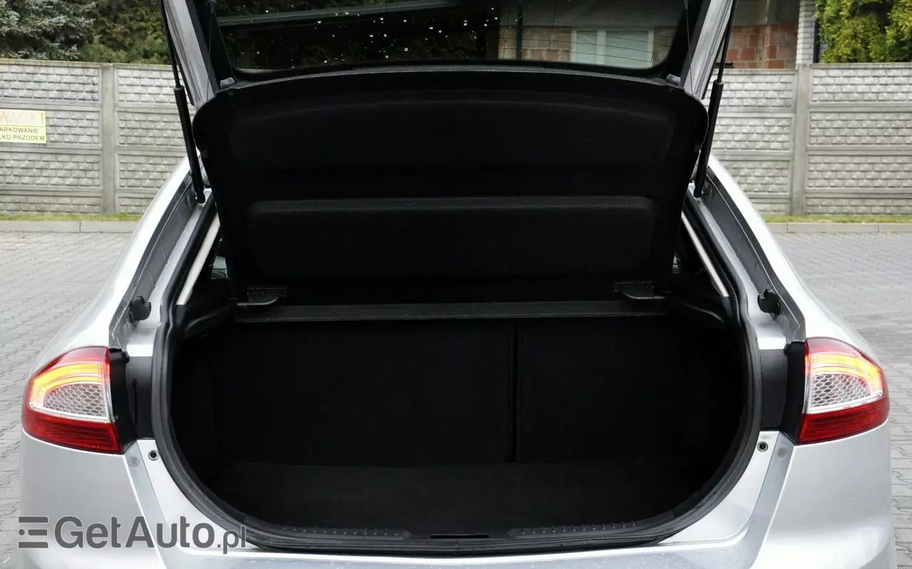 FORD Mondeo 2.0 FF Titanium