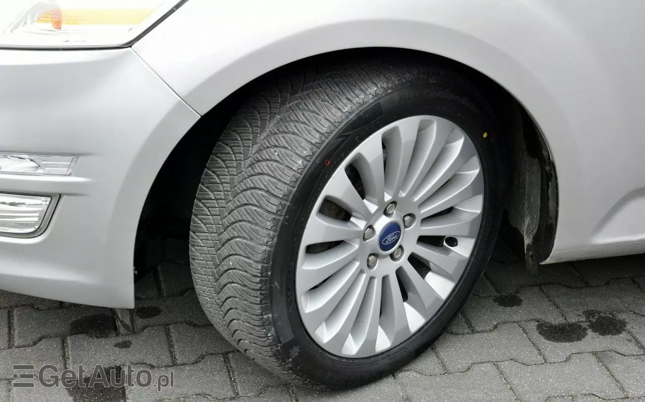 FORD Mondeo 2.0 FF Titanium