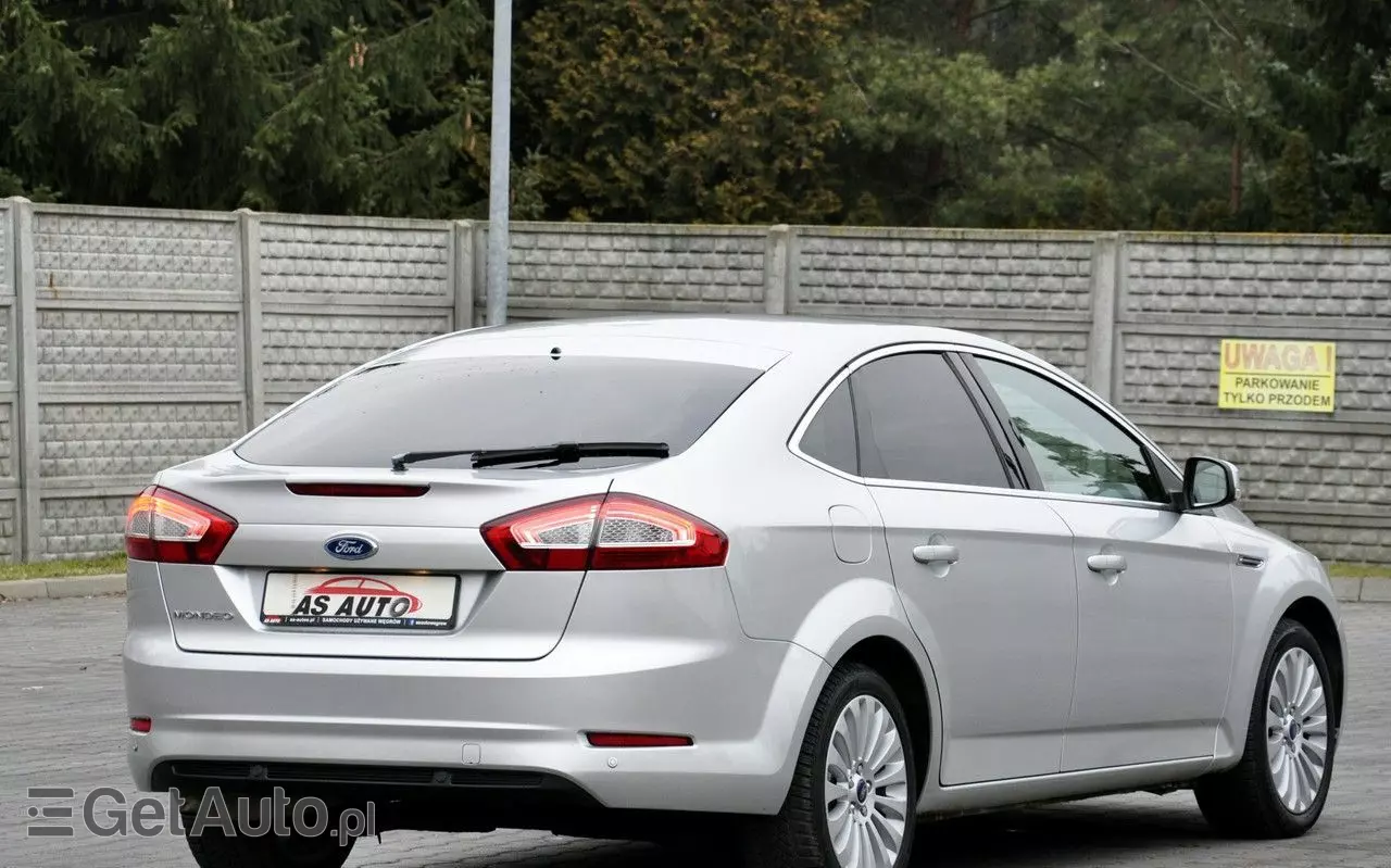 FORD Mondeo 2.0 FF Titanium
