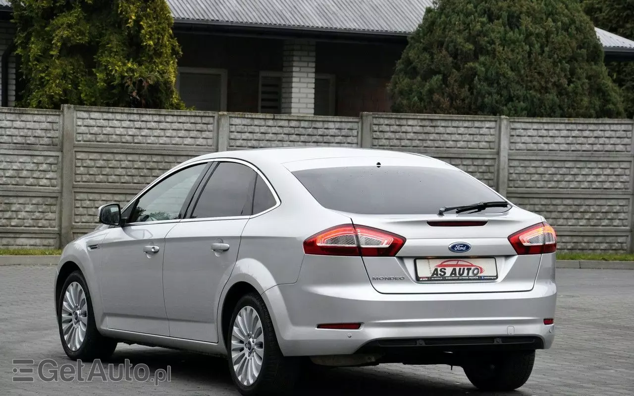 FORD Mondeo 2.0 FF Titanium