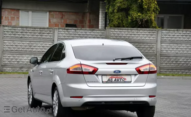 FORD Mondeo 2.0 FF Titanium