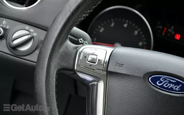 FORD Mondeo 2.0 FF Titanium