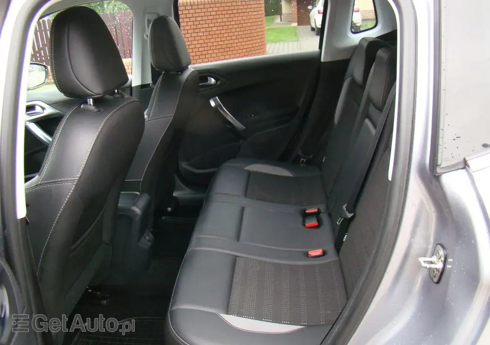 PEUGEOT 2008 1.5 BlueHDi Crossway