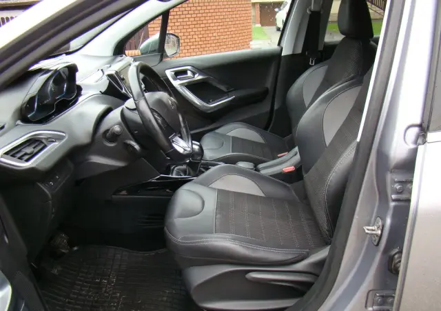 PEUGEOT 2008 1.5 BlueHDi Crossway