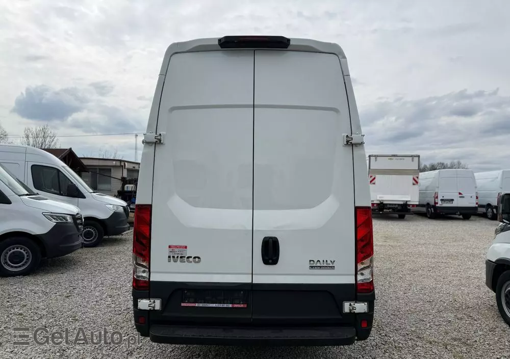 IVECO Daily/35S16/Automat Hi-Matic/furgon Maxi-Maxi/2100 wysoki/Kamera cofania/PDC/Jumbo 