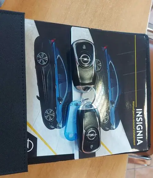 OPEL Insignia 