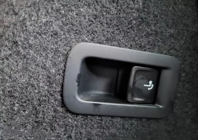 SKODA Karoq 2.0 TDI 4x4 DSG Selection