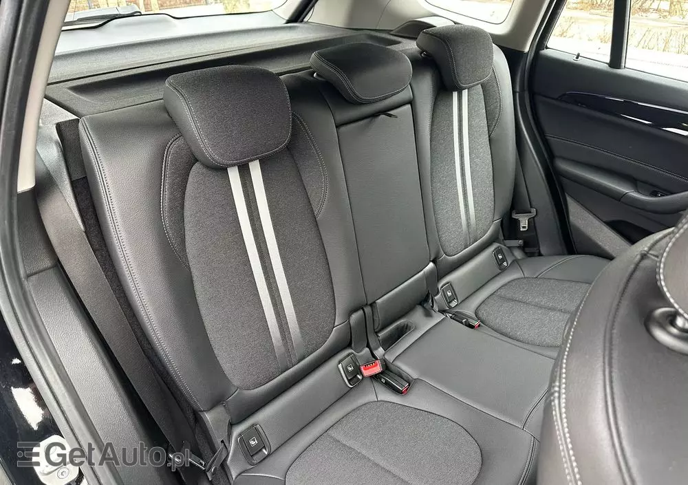 BMW X1 SDrive18i Advantage