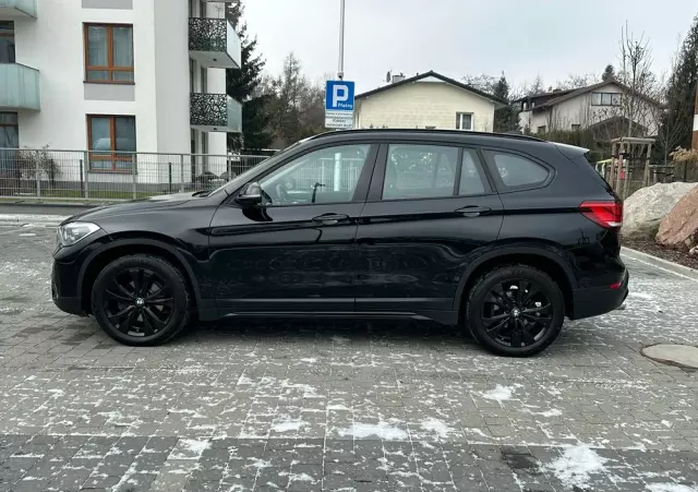 BMW X1 SDrive18i Advantage