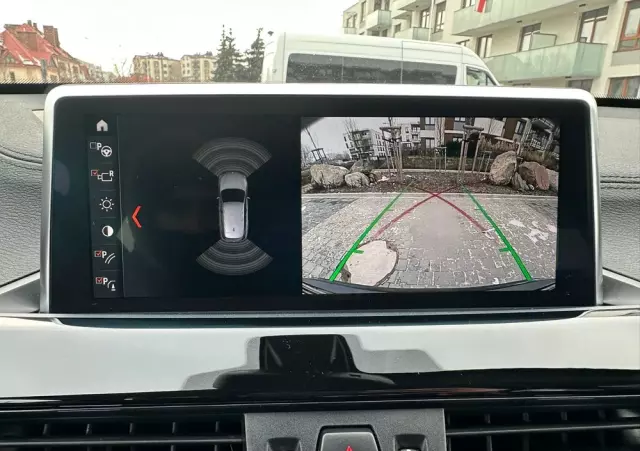 BMW X1 SDrive18i Advantage