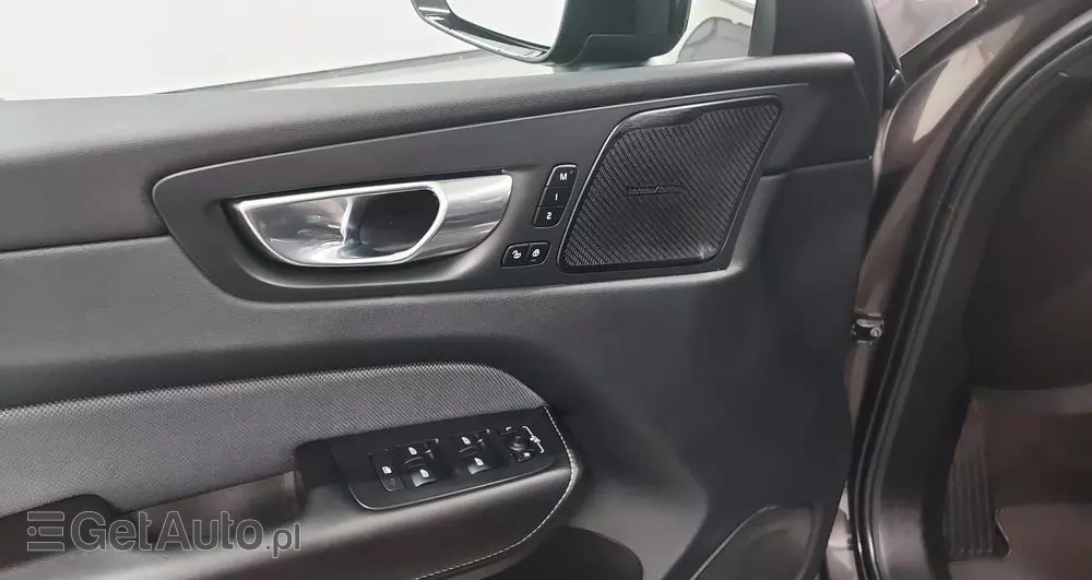 VOLVO XC 60 B4 D Geartronic RDesign