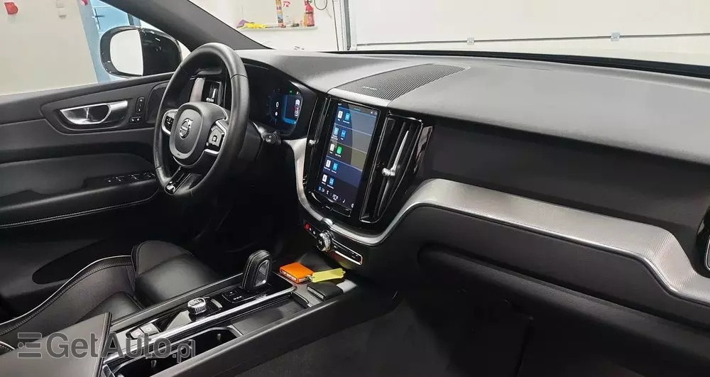 VOLVO XC 60 B4 D Geartronic RDesign