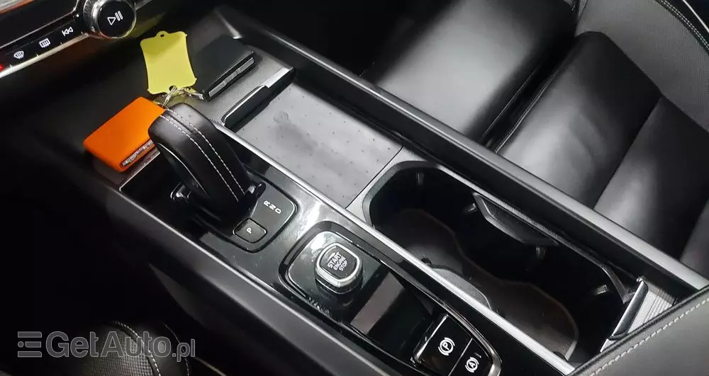 VOLVO XC 60 B4 D Geartronic RDesign