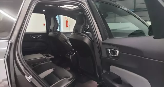 VOLVO XC 60 B4 D Geartronic RDesign