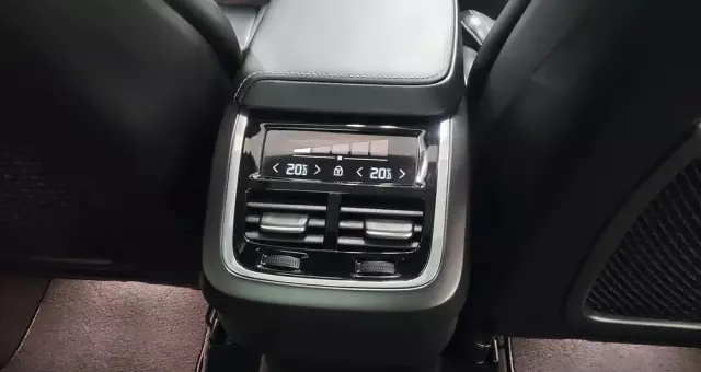 VOLVO XC 60 B4 D Geartronic RDesign